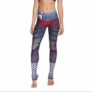 Niyama Sol Pink Pop Endless Leggings